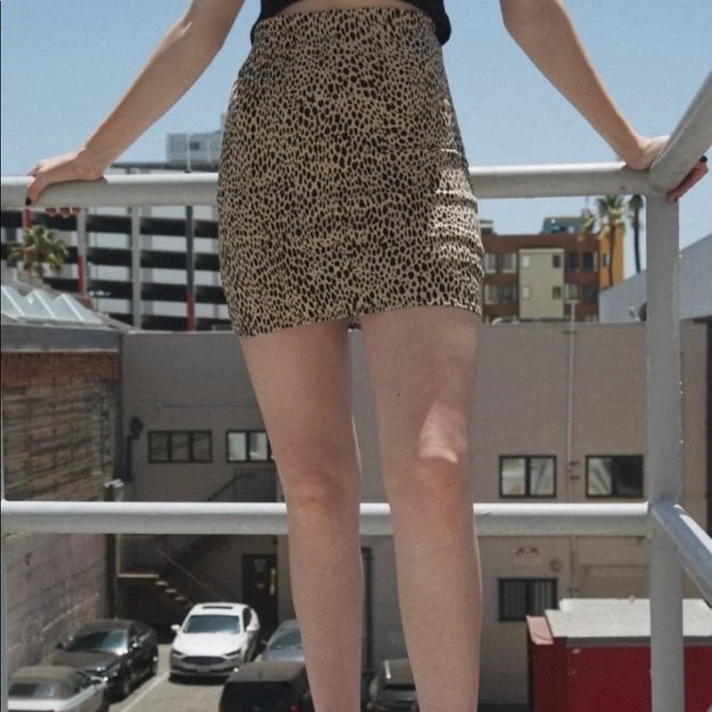 brandy melville cheetah skirt